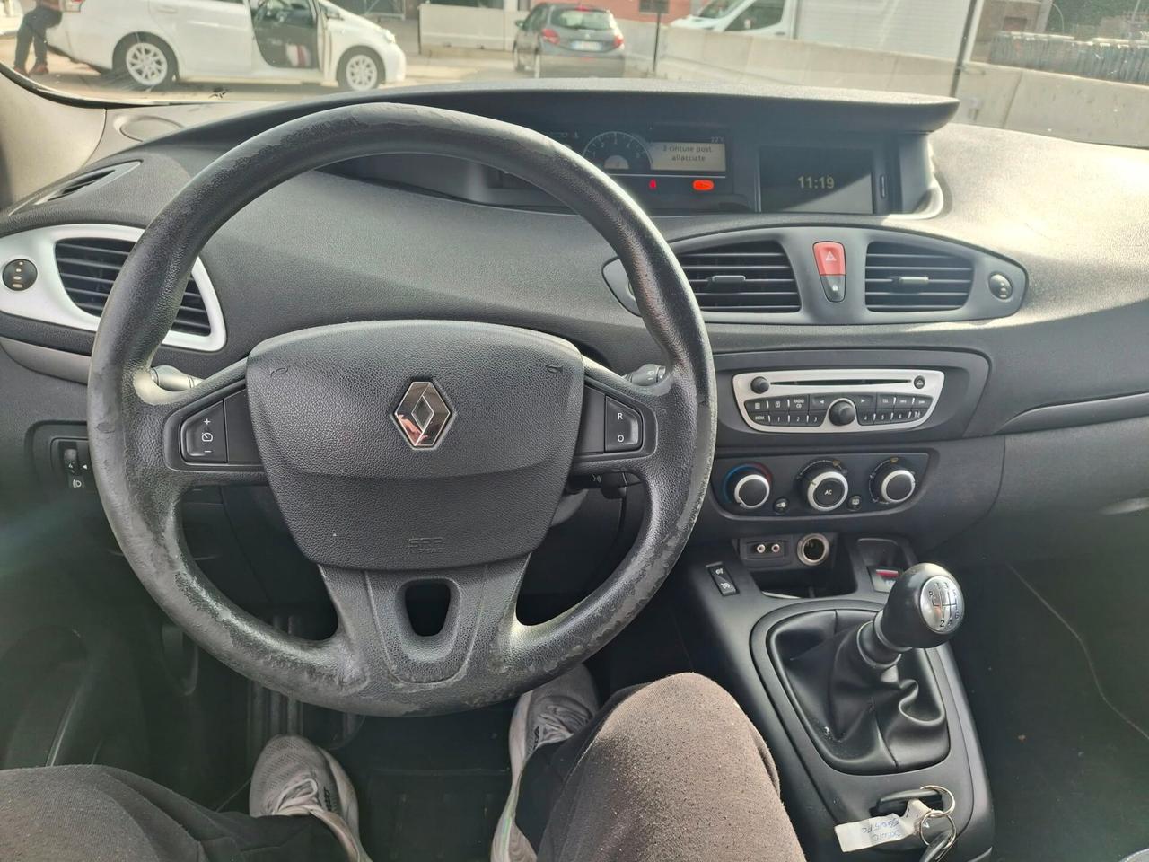 Renault Scenic 1.5 dCi 7 posti MOTORE RIFATTO