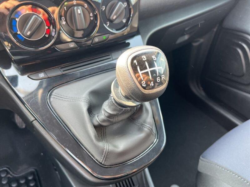 Lancia Ypsilon III 2021 1.0 firefly hybrid Gold s&s 70cv