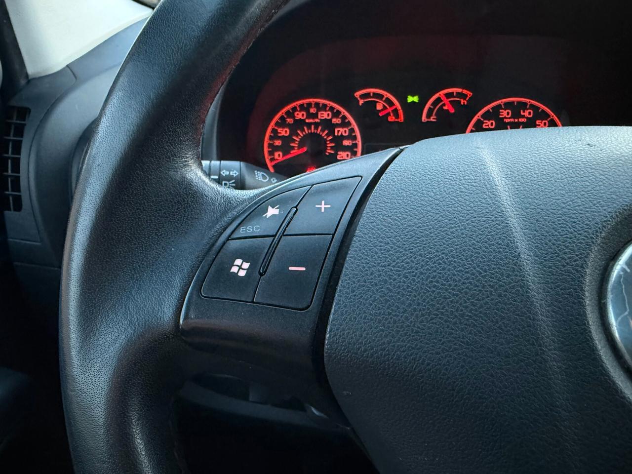 Fiat QUBO/1.4 77 CV/5 POSTI/METANO VALIDO 2028