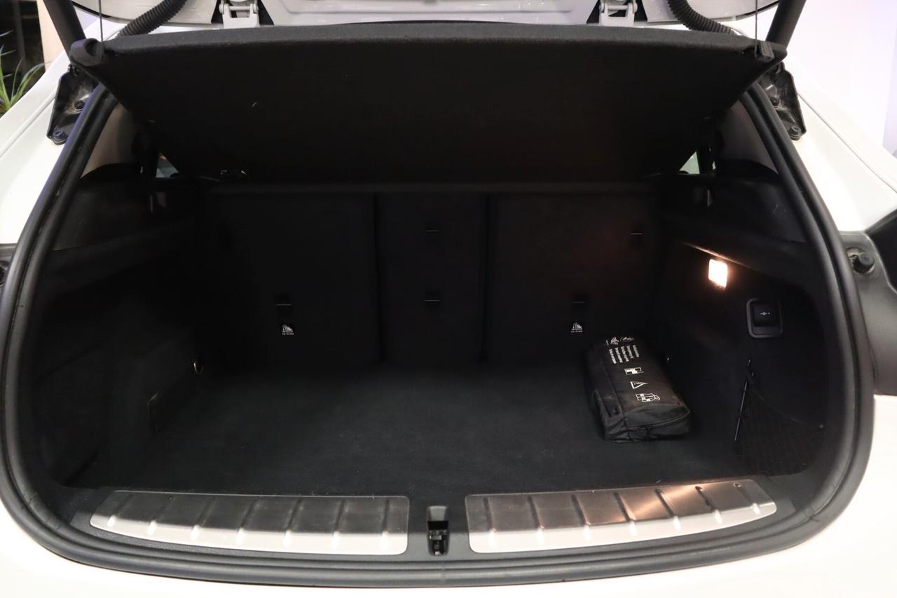 Bmw X2 sDrive18d Business-X