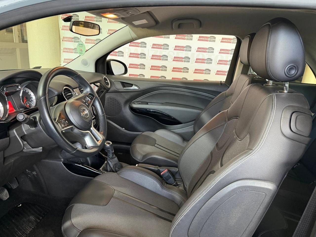 Opel Adam 1.2 70 CV Glam