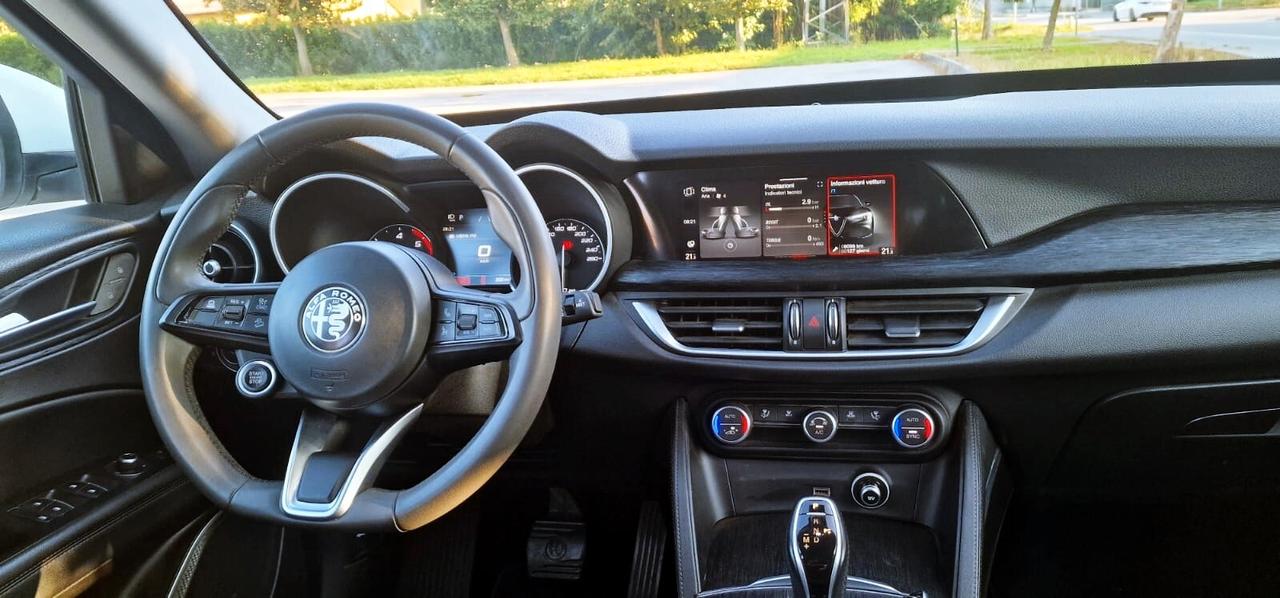 Alfa Romeo Stelvio 2.2 Turbodiesel 190 CV AT8 Q4 Executive