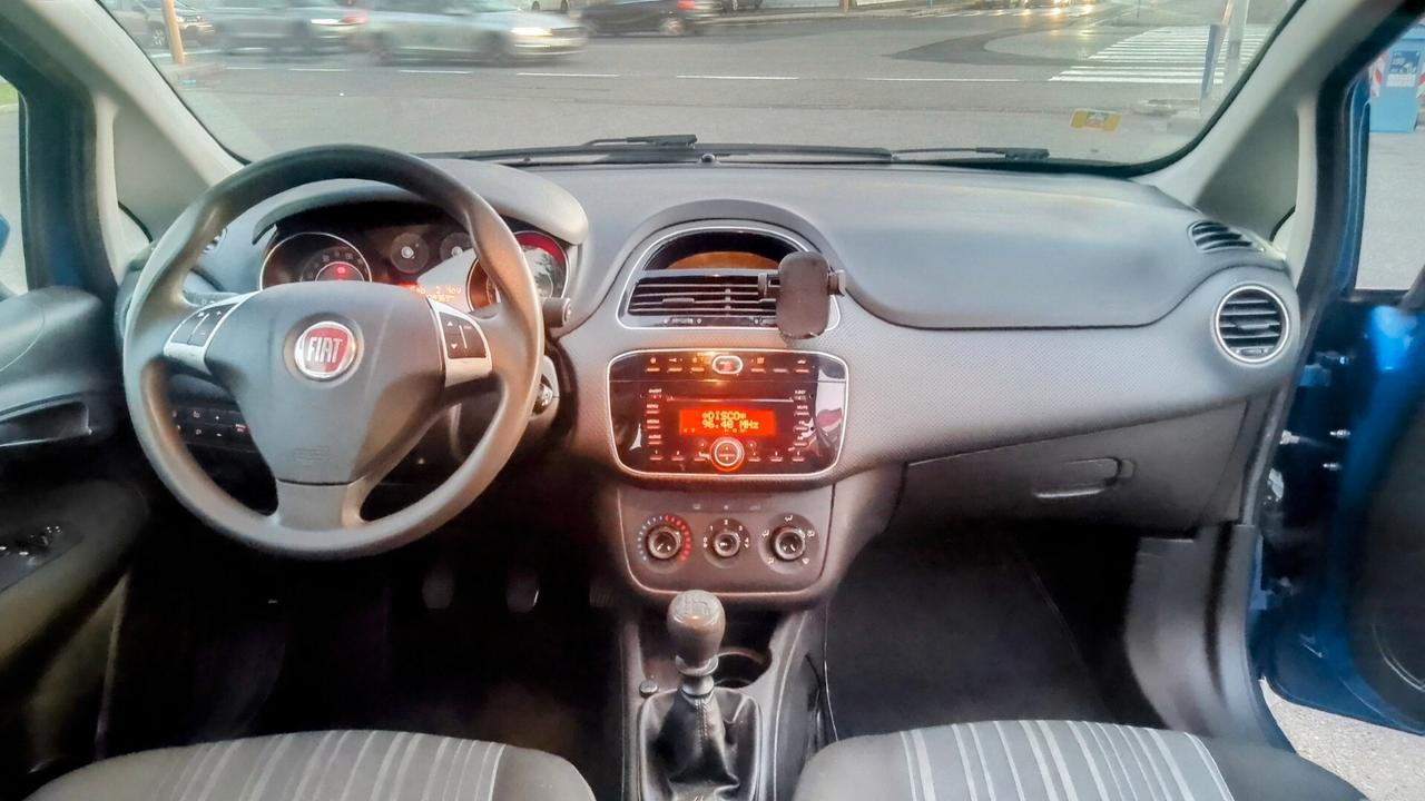 Fiat Punto Evo 1.2 BZ 2012 neopatentati 5 porte