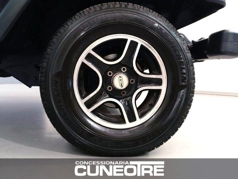Jeep Wrangler Wrangler 2.4 cat Sport