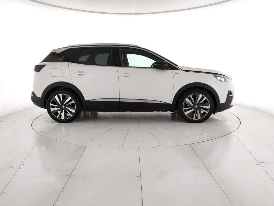 Peugeot 3008 1.6 HYbrid4 GT Line 4x4 e-EAT8
