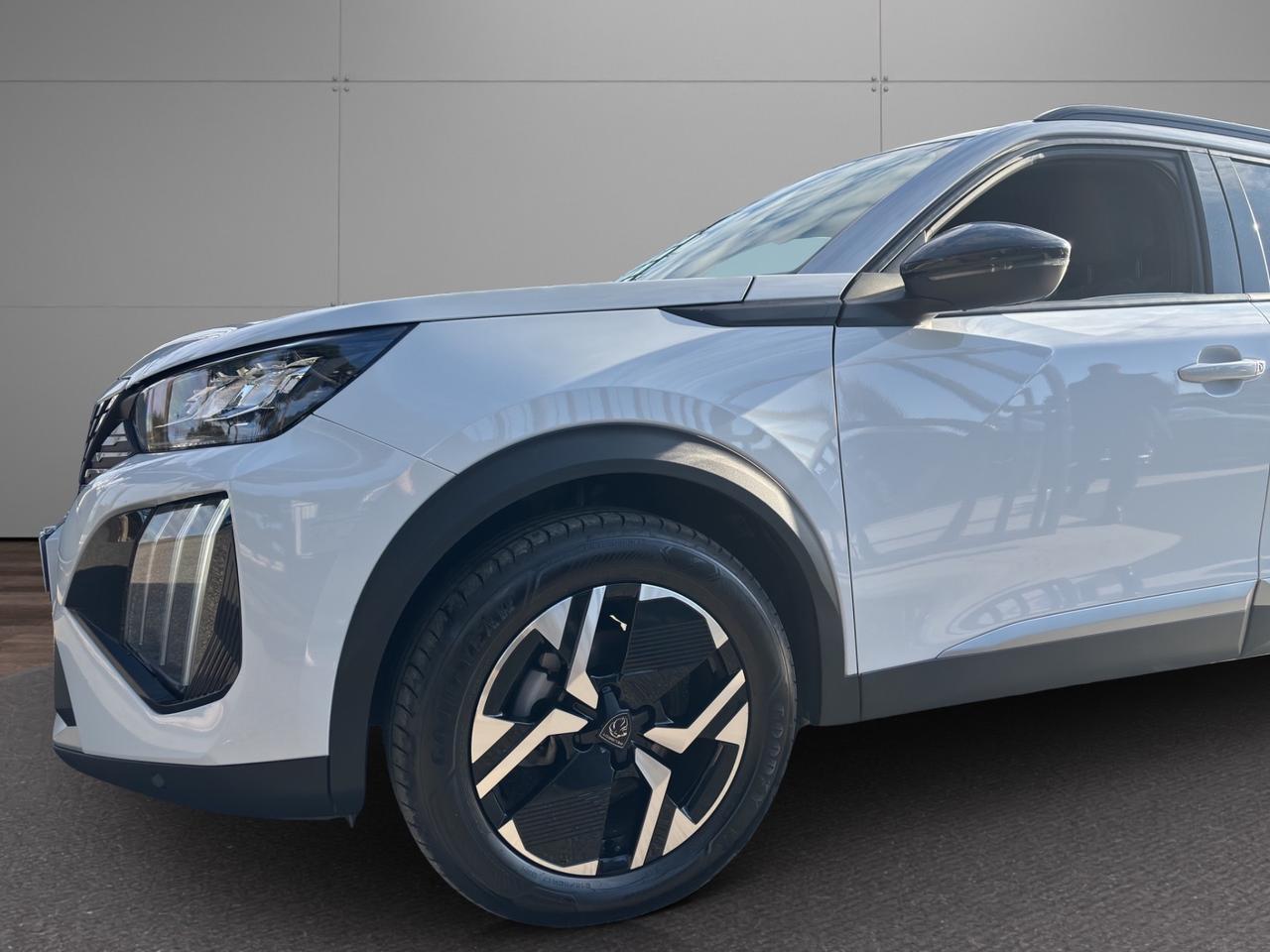 Peugeot - 2008 PureTech Allure - Unipro