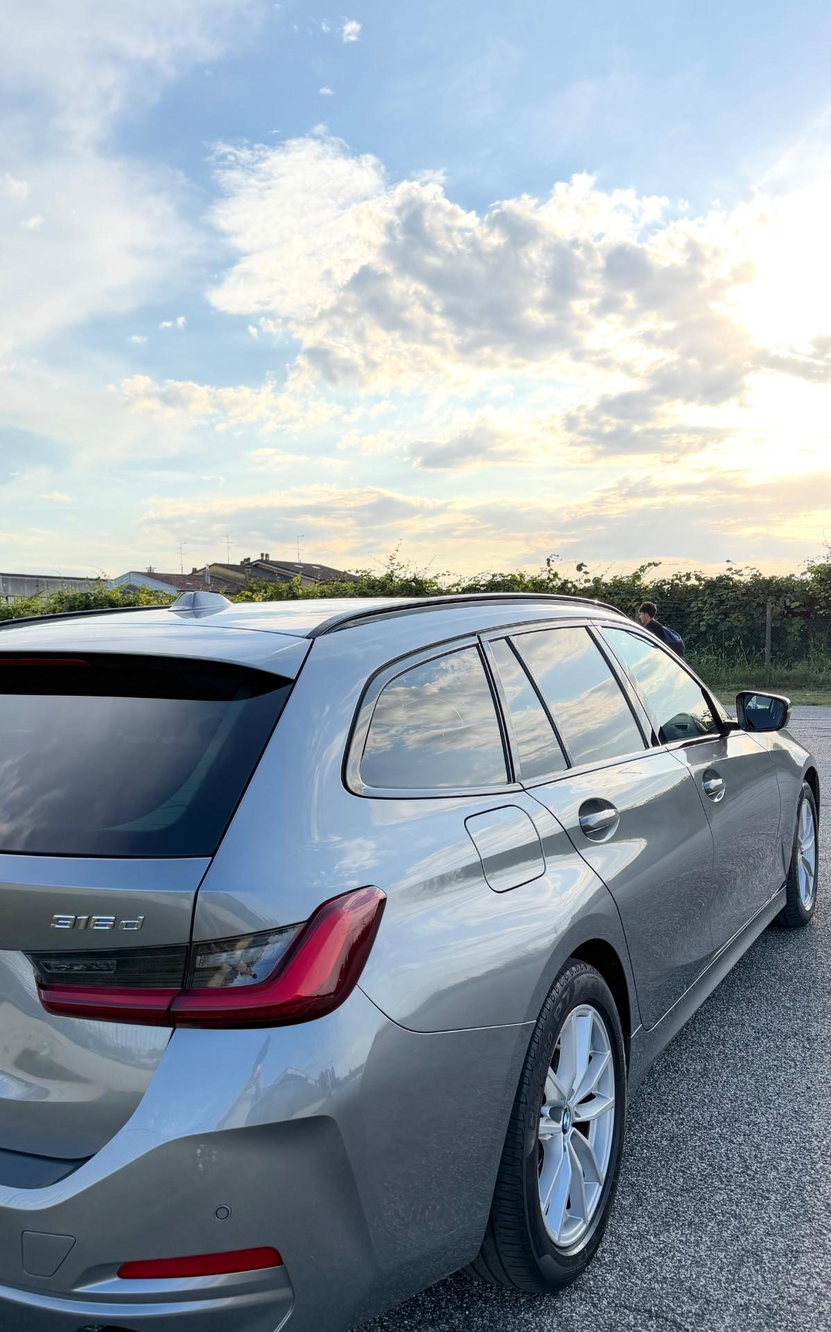 Bmw 316D mild/hybrid 48V Touring 2023 LCI
