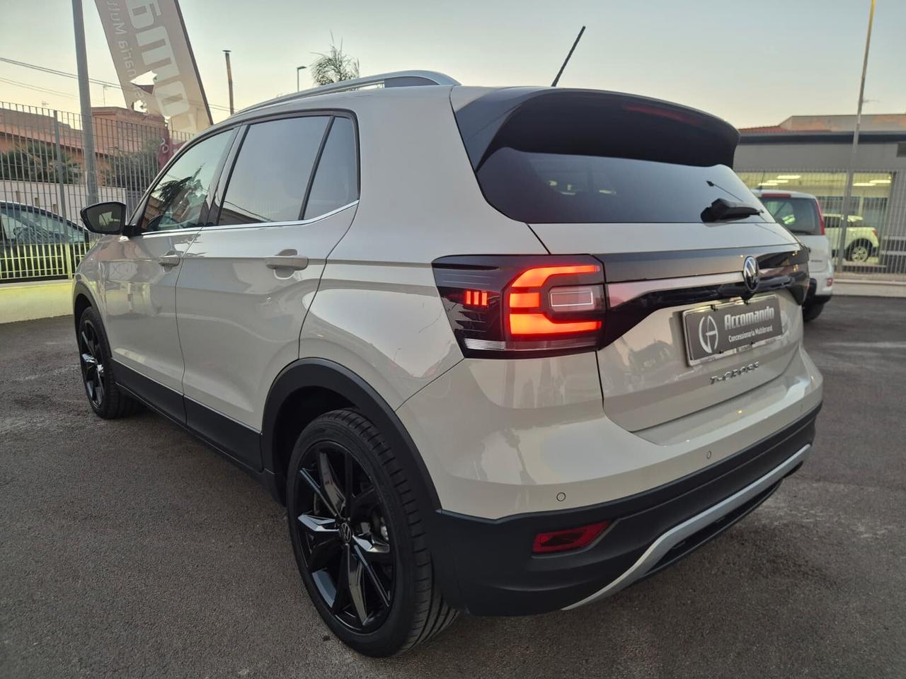 Volkswagen T-Cross 1.0 TSI 110CV Advanced