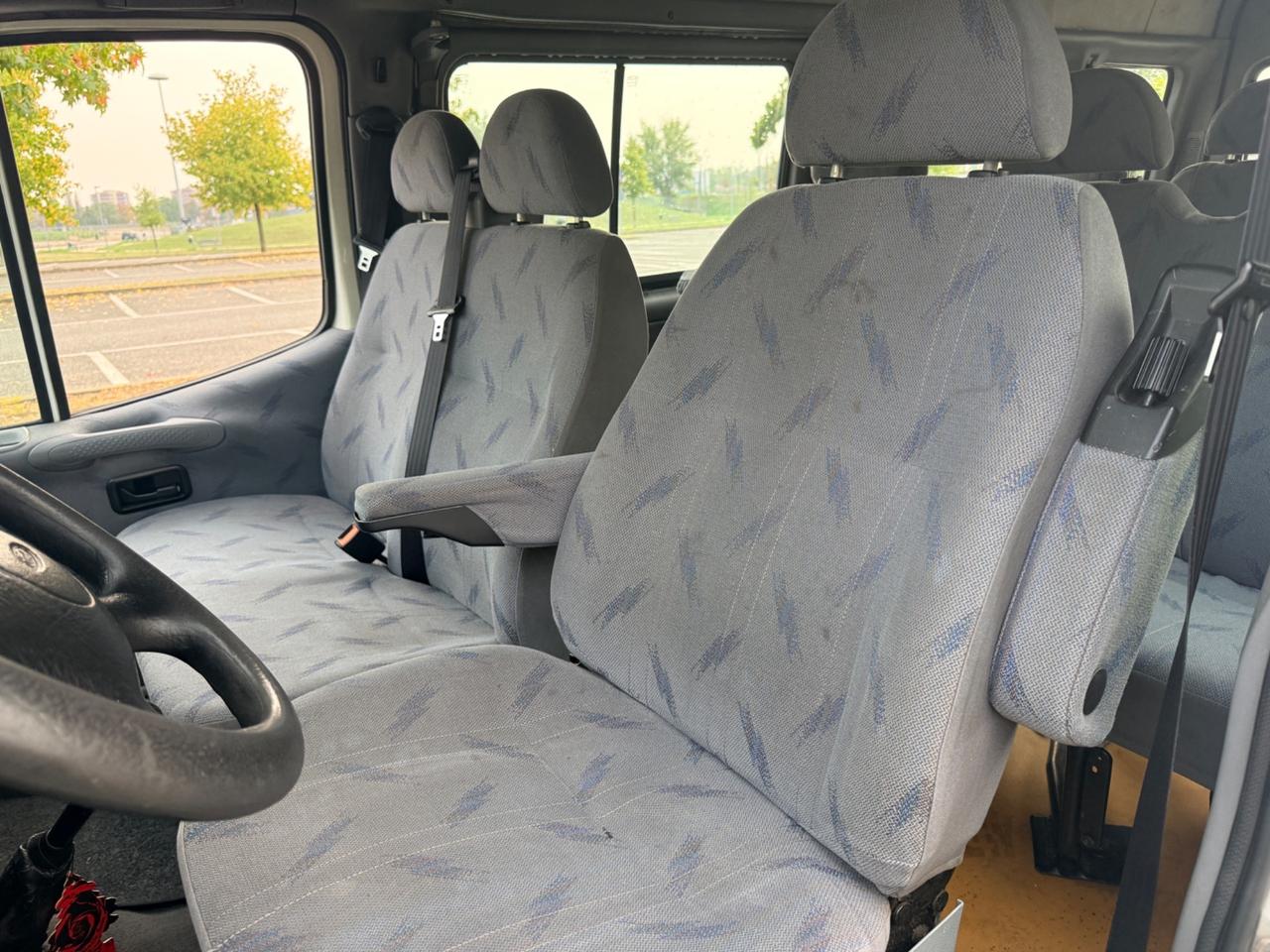 Ford Transit Tourneo Bus 2.4TD 9 POSTI