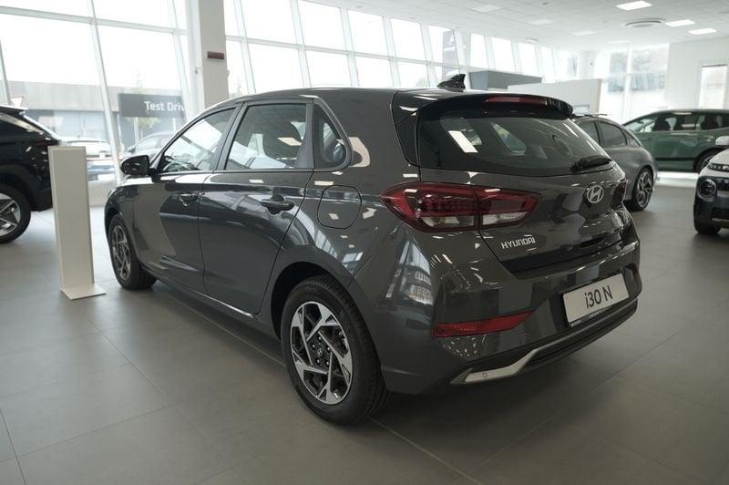 Hyundai i30 5DR PE 1.0T 100CV DCT 48V BUSINESS
