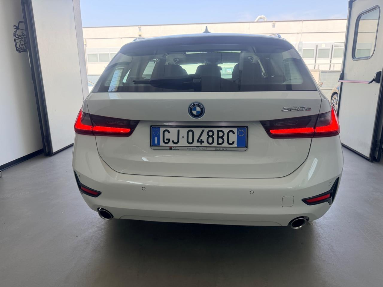 Bmw 320e Touring Business Advantage