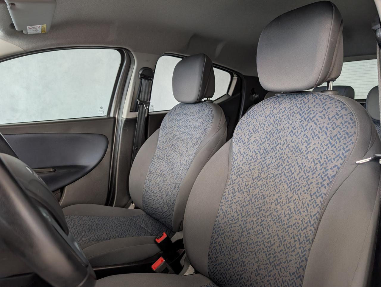 Lancia Ypsilon 1.0 Hybrid 70cv Gold