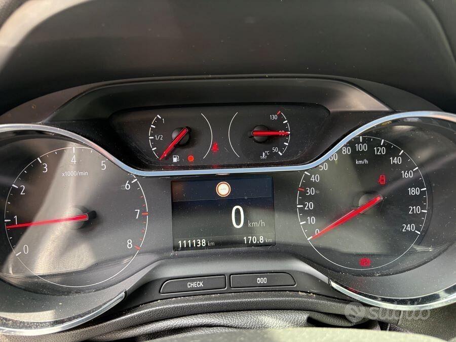 Opel crossland 1.2 gpl innovation certificata nuov