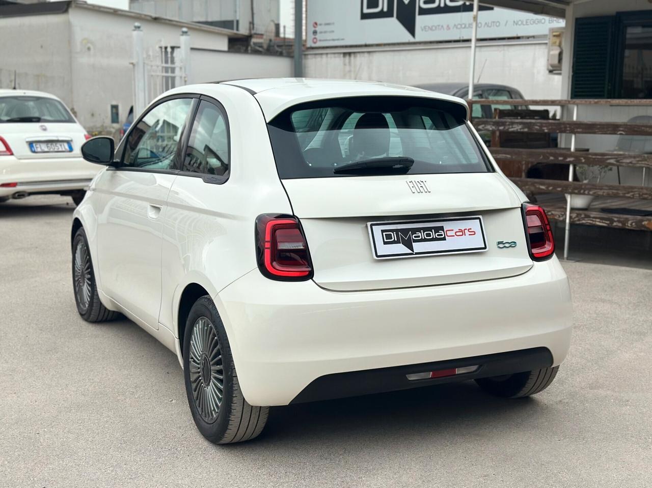 Fiat 500 500e Berlina 42 kWh