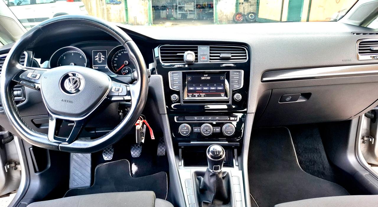 Volkswagen Golf 1.6 TDI 5p. Highline BlueMotion Technology