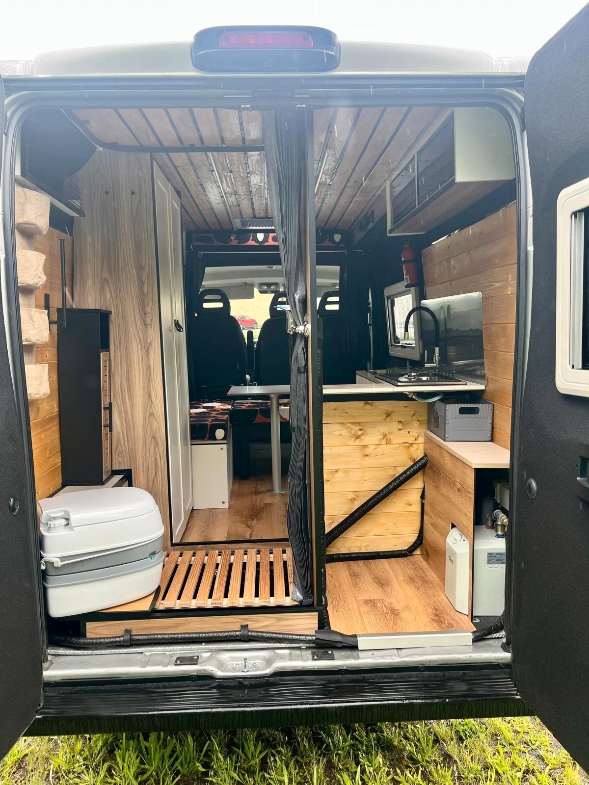 DUCATO DEL 2017 CON 1233241 KM CAMPERIZZATON