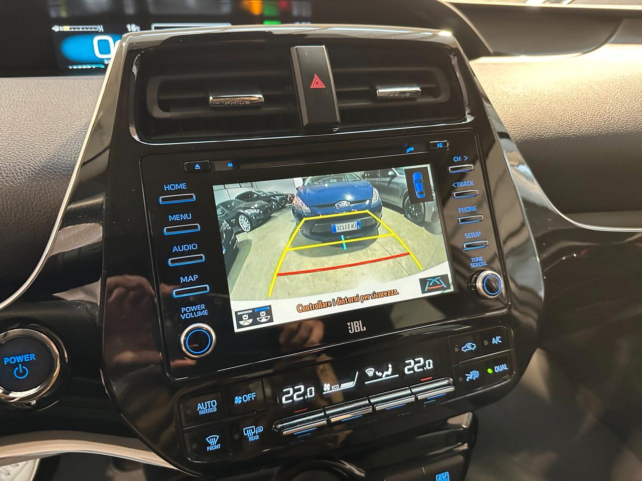Toyota Prius 1.8 AWD Lounge