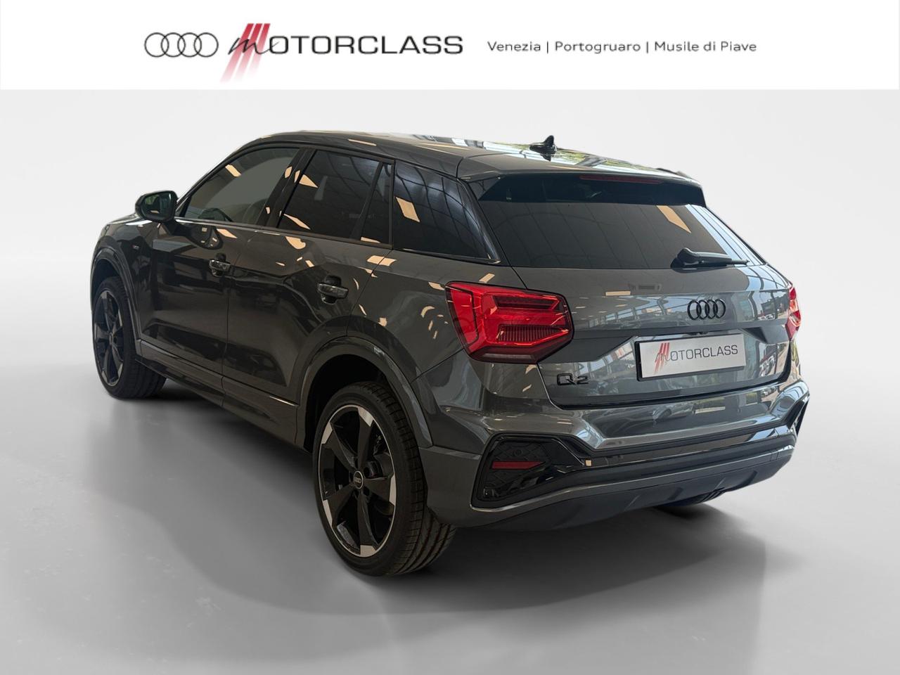 Audi Q2 35 2.0 tdi identity black s tronic