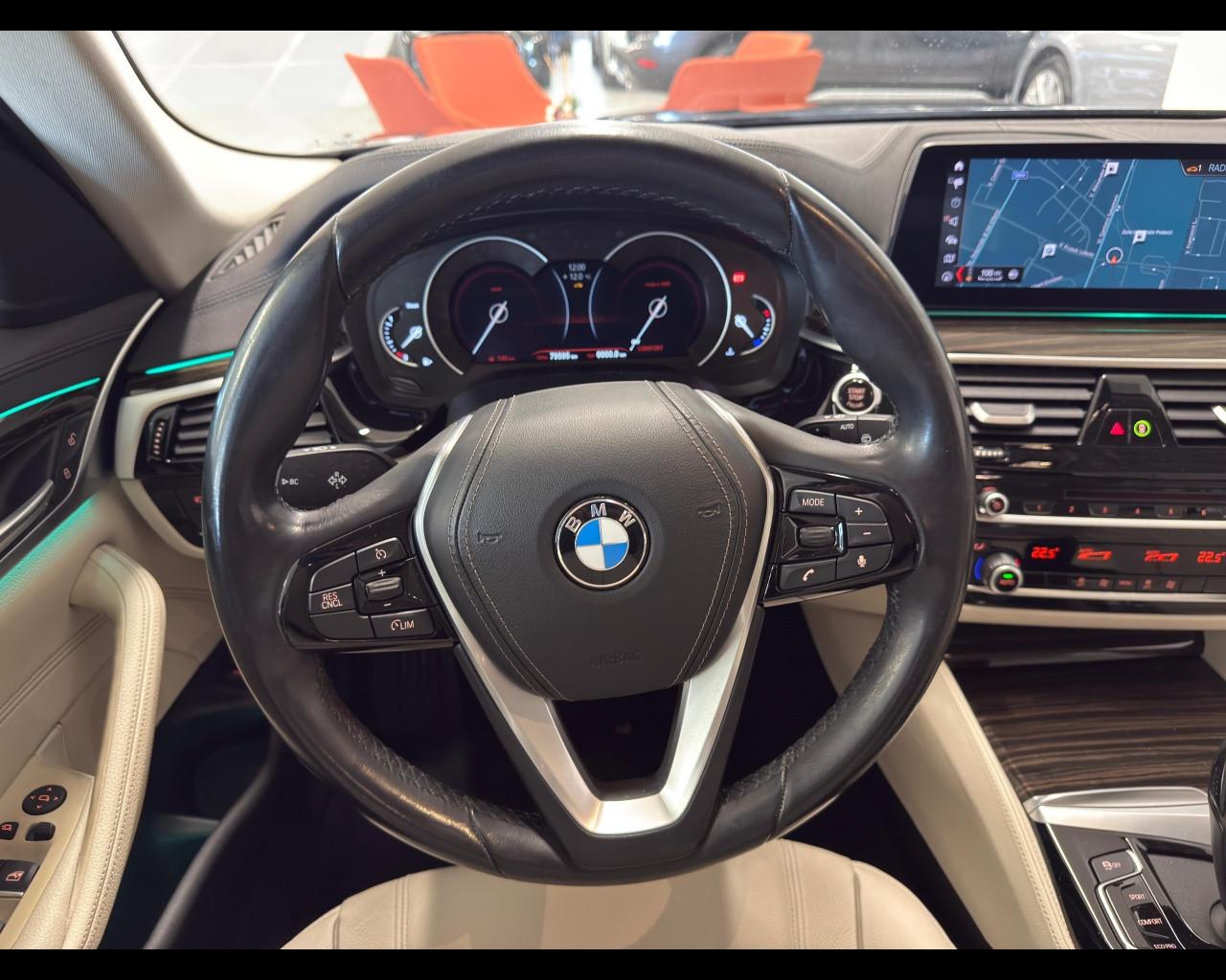 BMW Serie 5(G30/31/F90) - 518d Touring Luxury