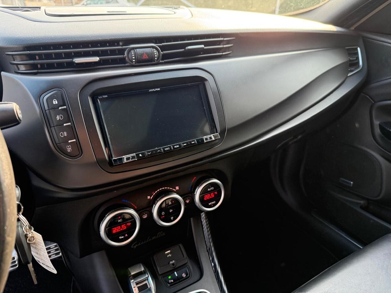 Alfa Romeo Giulietta 2.0 JTDm-2 150 CV TETTO PANORAMICO