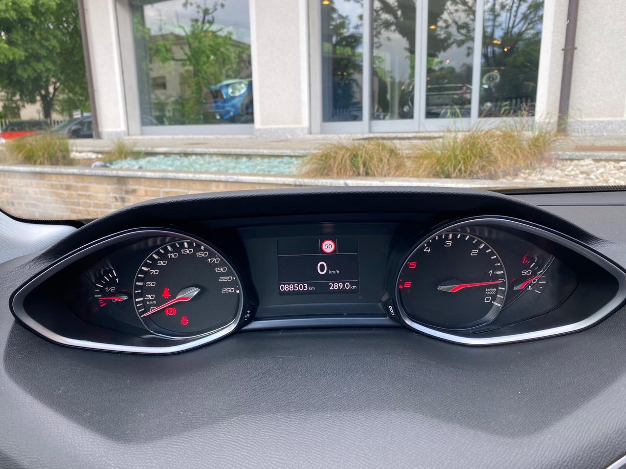 Peugeot 308 BlueHDi 100 S&S SW Active