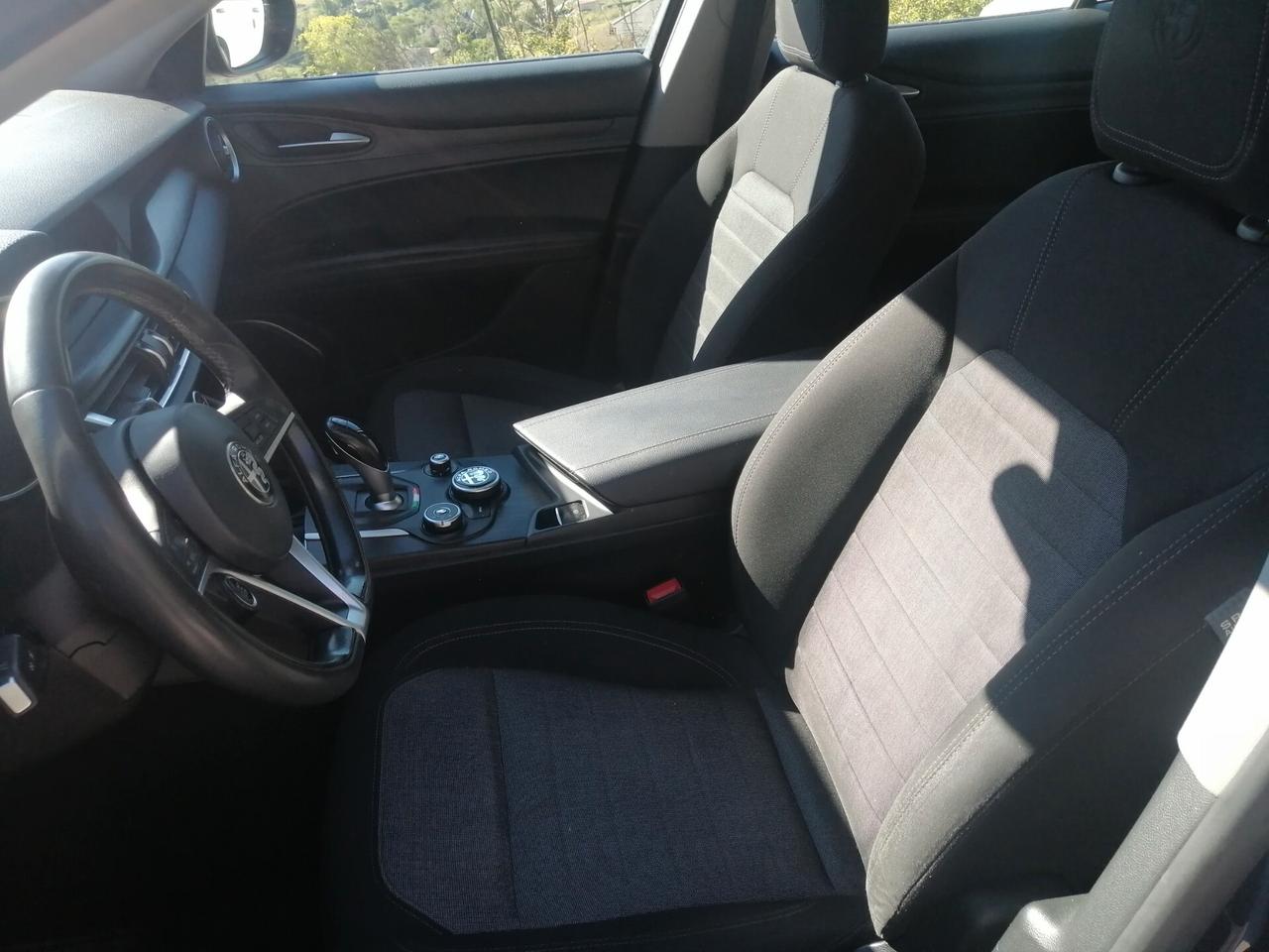Alfa Romeo Stelvio 2.2 MJl 180 CV AT8 Super
