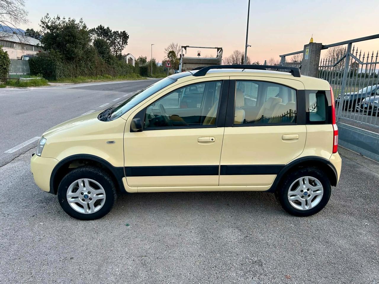 Fiat Panda 1.3 MJT 4x4 Climbing Gancio