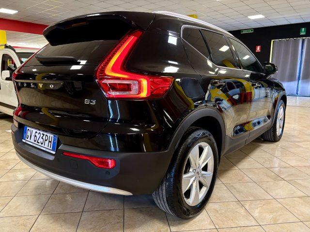 VOLVO XC40 B3 automatico Core UNIPRO - PREZZO REALE
