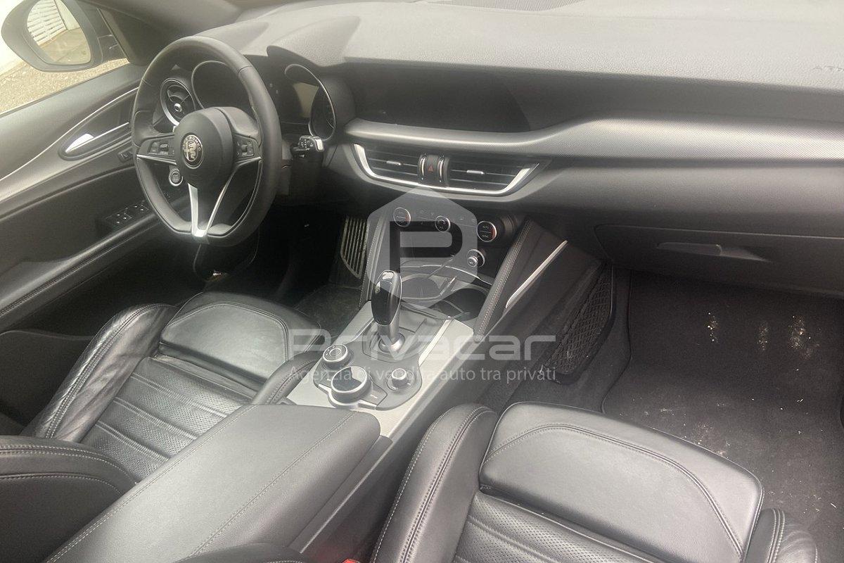 ALFA ROMEO Stelvio 2.0 Turbo 280 CV AT8 Q4 Super