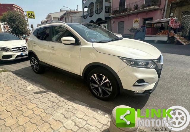 NISSAN Qashqai 1.2 DIG-T N-Connecta