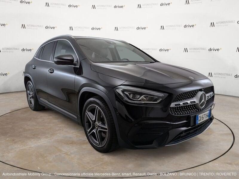 Mercedes-Benz GLA 200 D 4MATIC PREMIUM AUTOMATIC