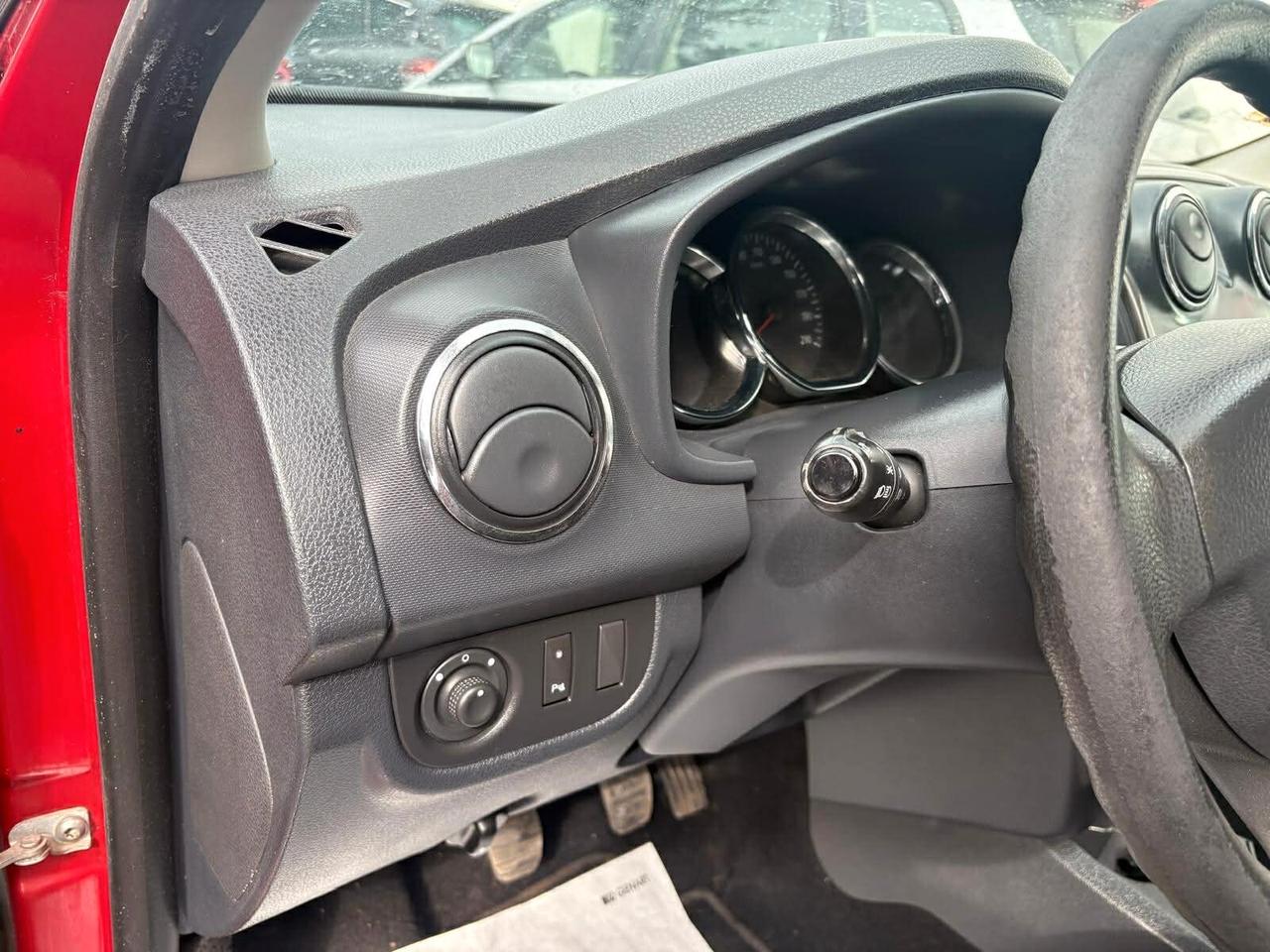 Dacia Sandero 1.2 75CV Lauréate