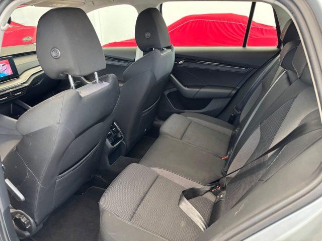 SKODA Octavia 2.0 TDI EVO SCR 150 CV DSG Executive