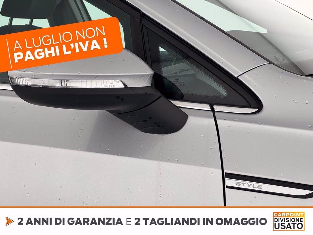 VOLKSWAGEN Golf 1.5 etsi evo style 130cv dsg del 2023
