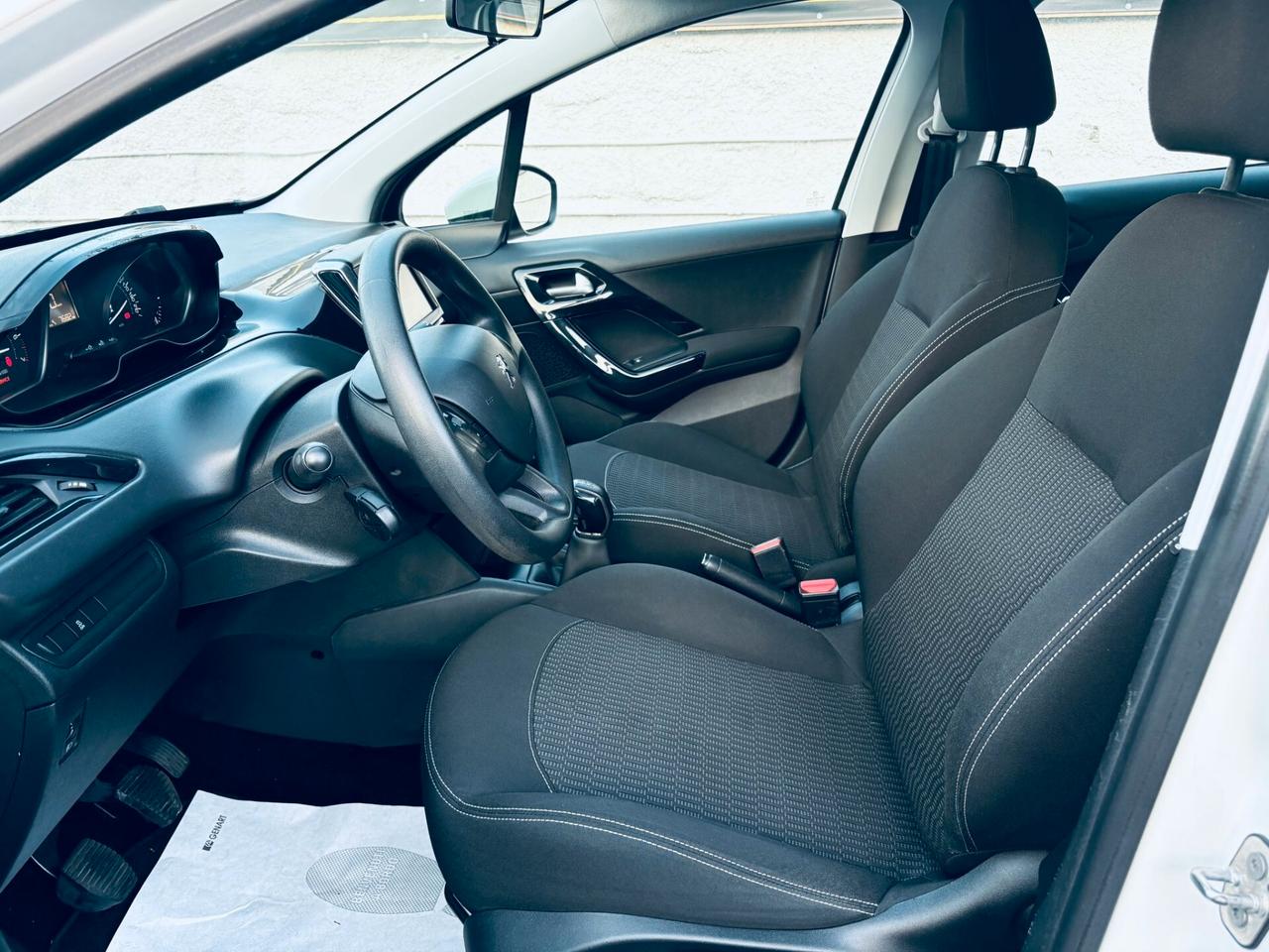 Peugeot 208 PureTech 82 5 porte Active