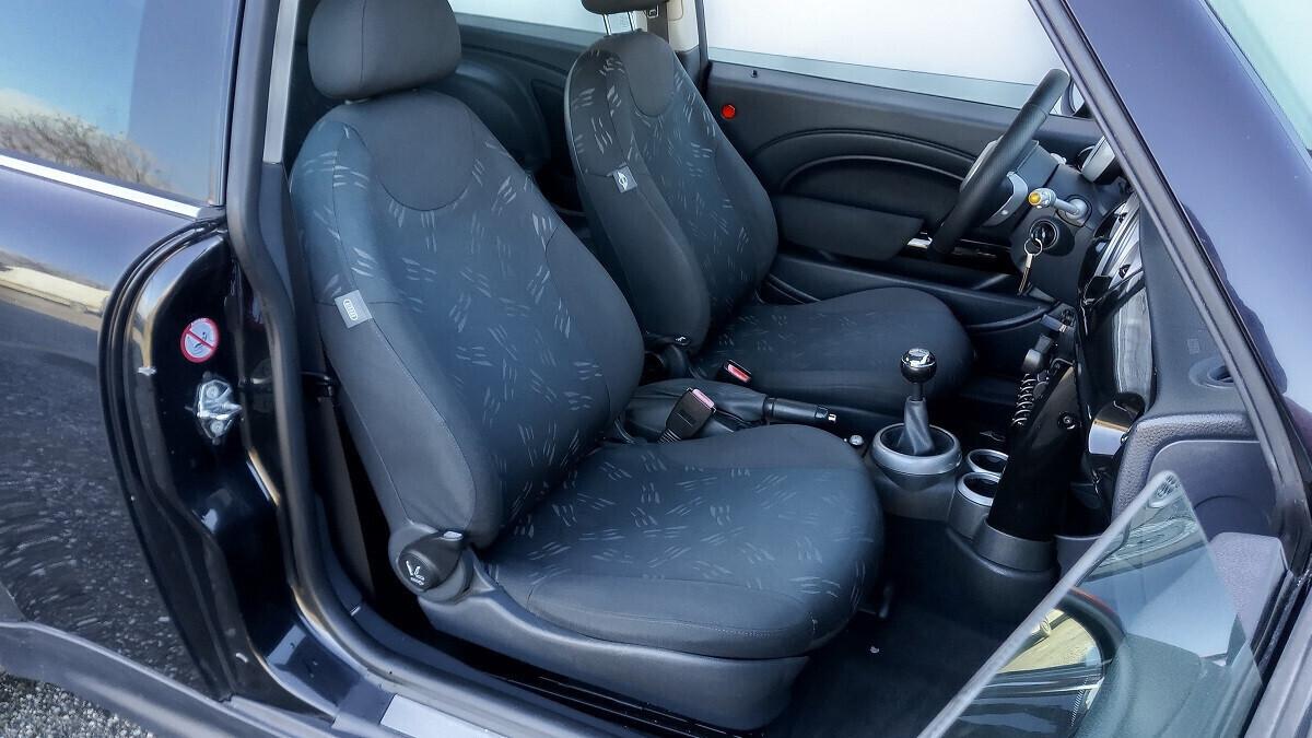 Mini Cooper 1.4 - diesel