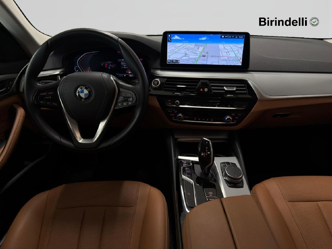 BMW Serie 5(G30/31/F90) - 520d 48V xDrive Business