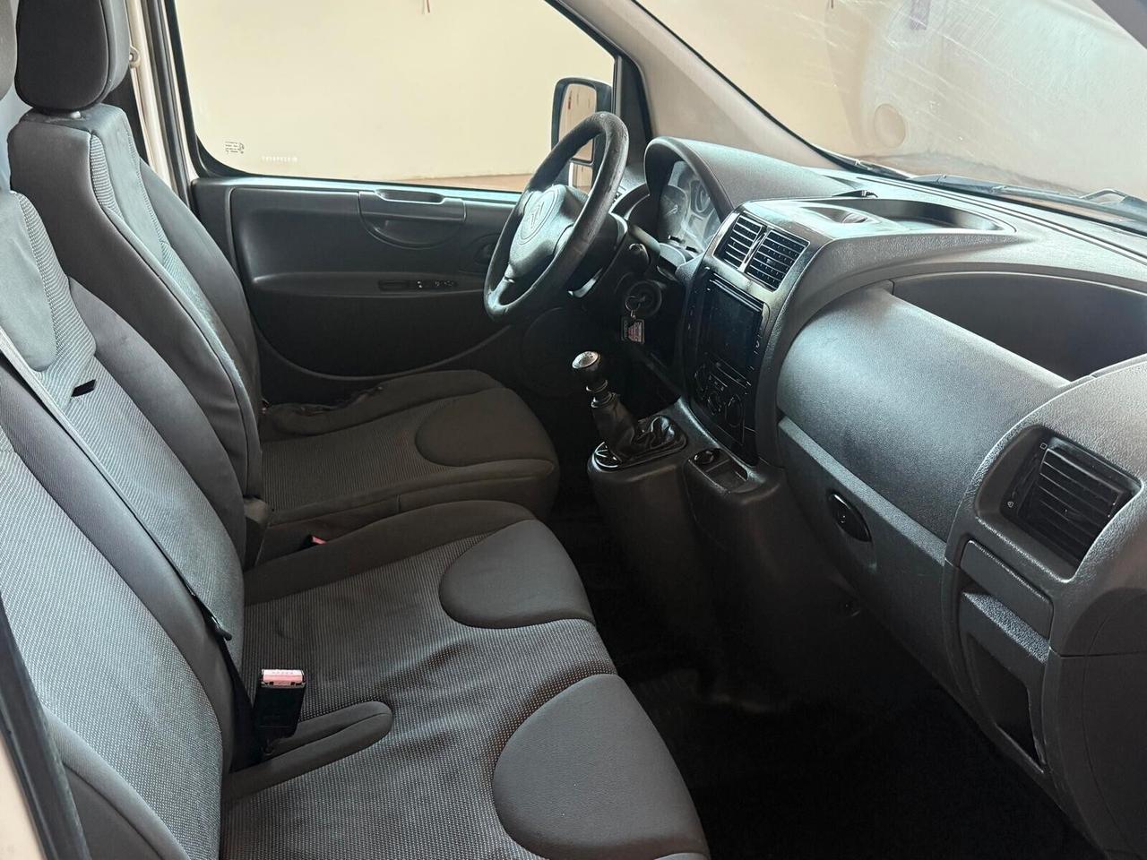 Citroen Jumpy 2.0-hdi passo medio