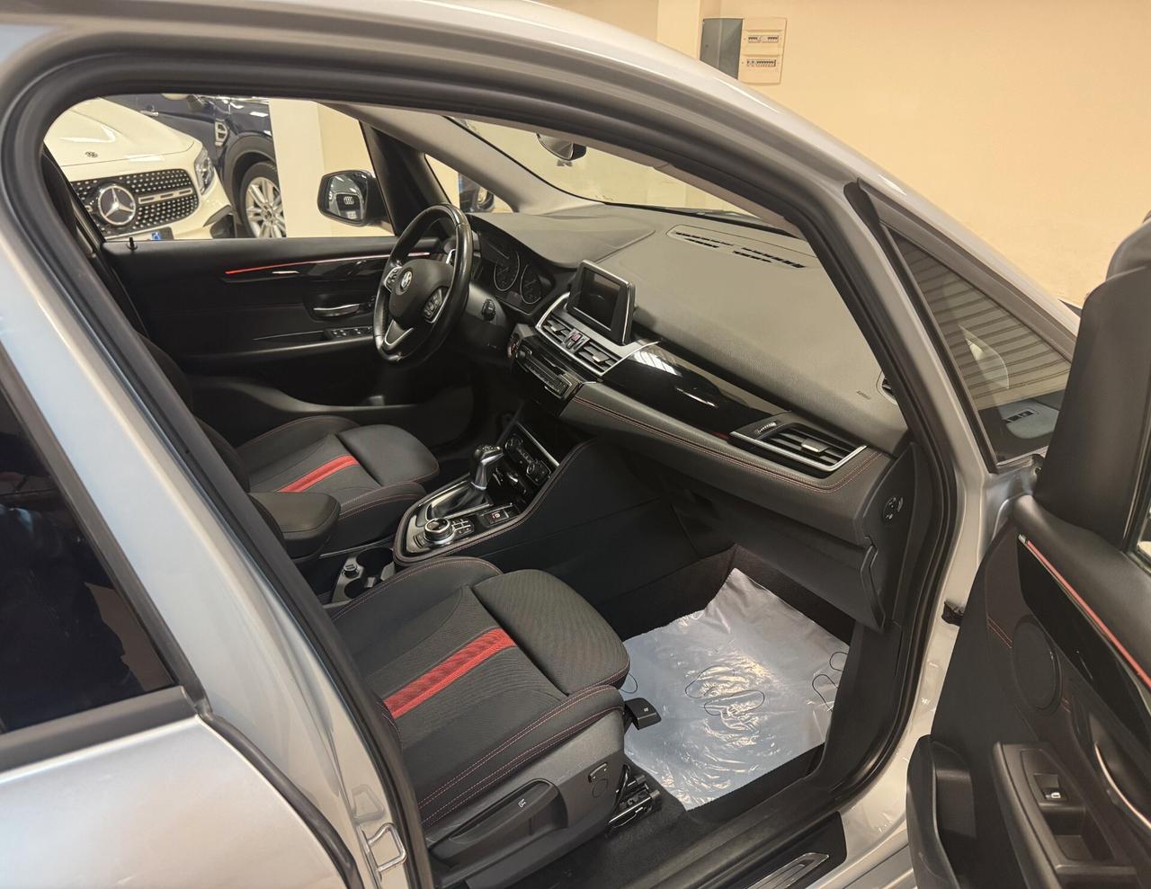 Bmw 2er Active Tourer 220d xDrive Sport aut.