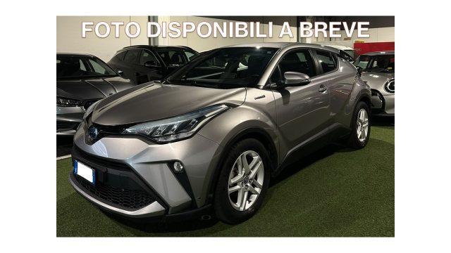 TOYOTA C-HR 1.8 Hybrid E-CVT Business