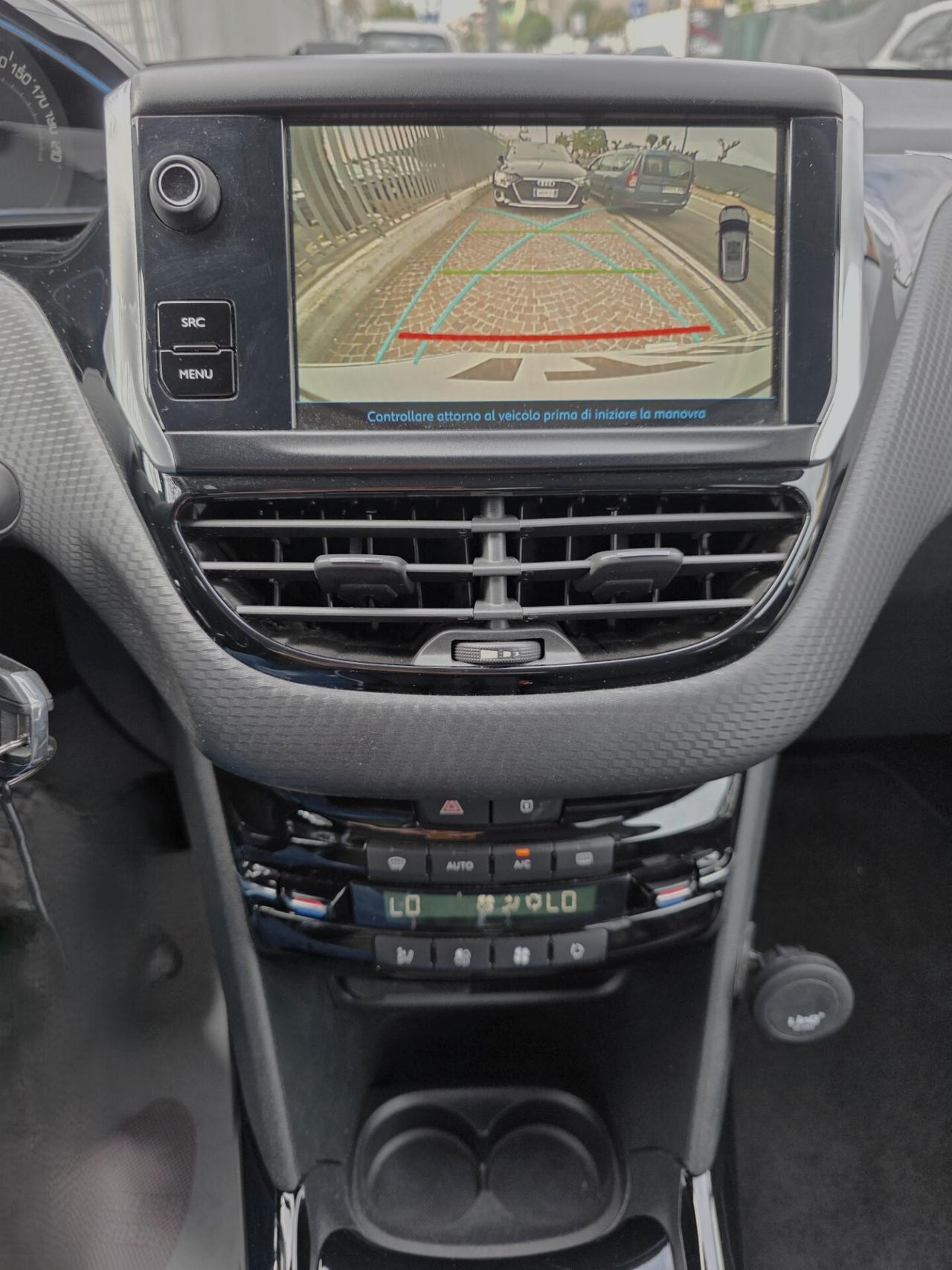 Peugeot 2008 BlueHDi 100 S&S Allure