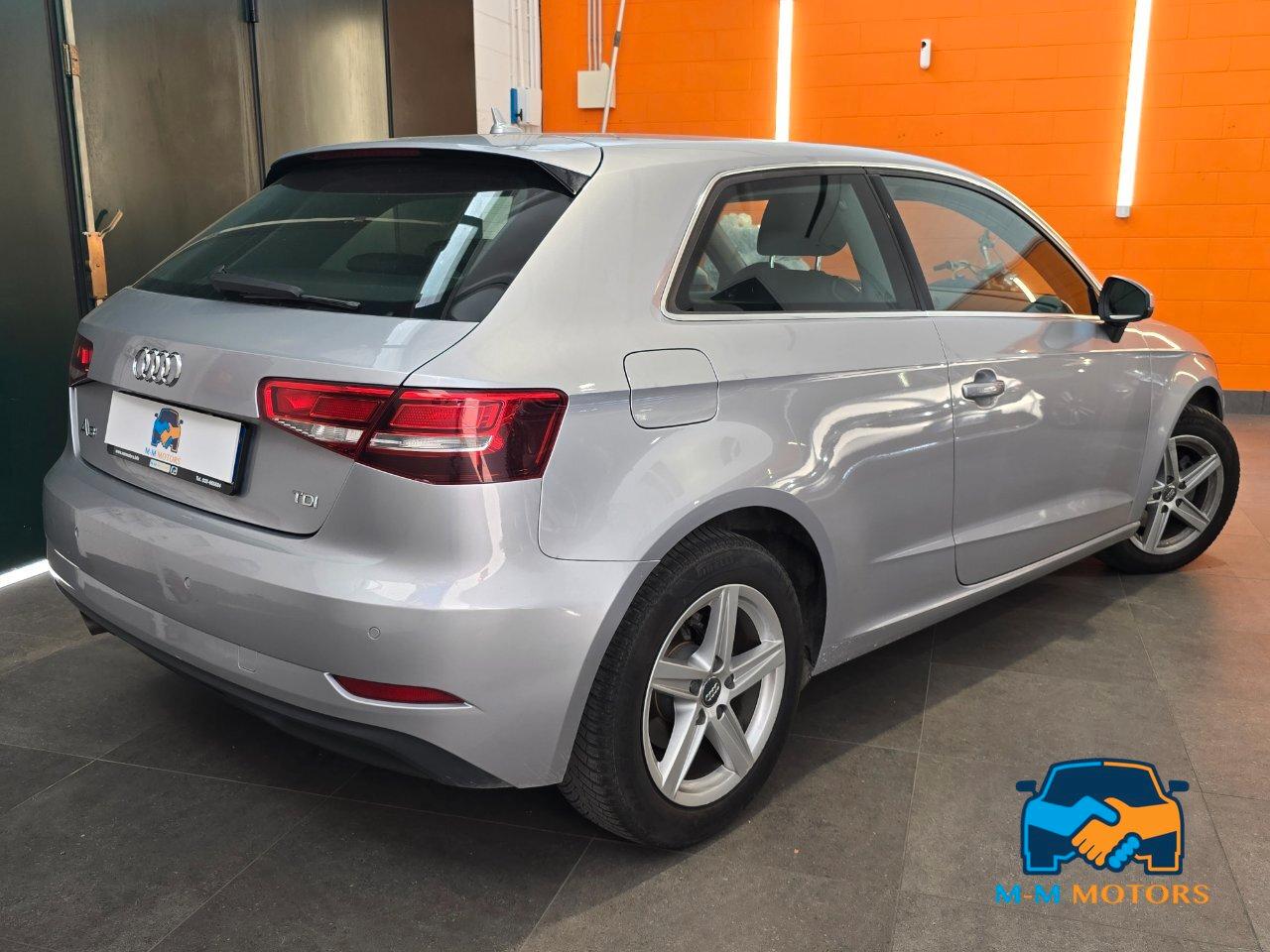 Audi A3 3 Porte A3 1.6 tdi Sport 110cv s-tronic