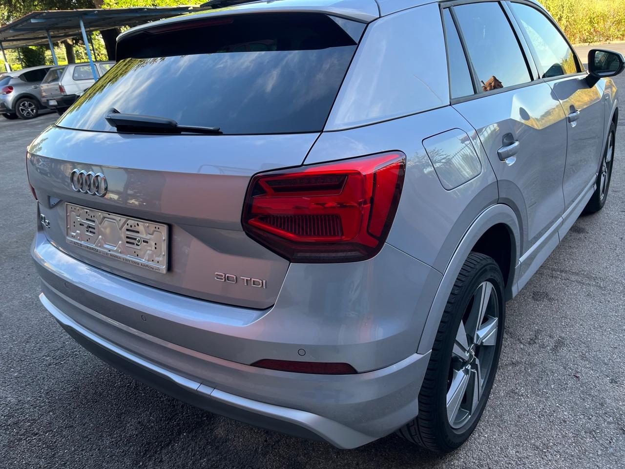 Audi Q2 35 TDI S tronic line Edition-Km 85000-