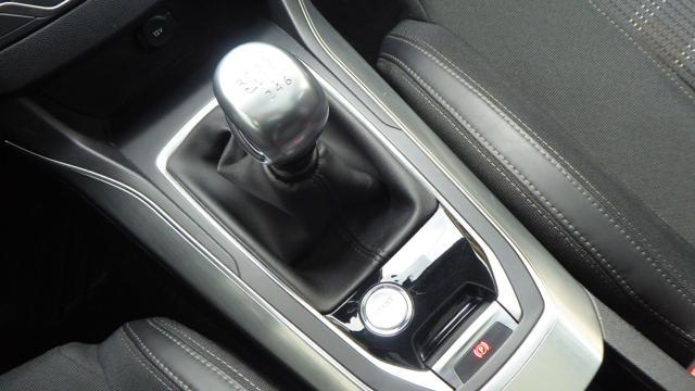 PEUGEOT 308 BlueHDi 130 S&S SW Allure