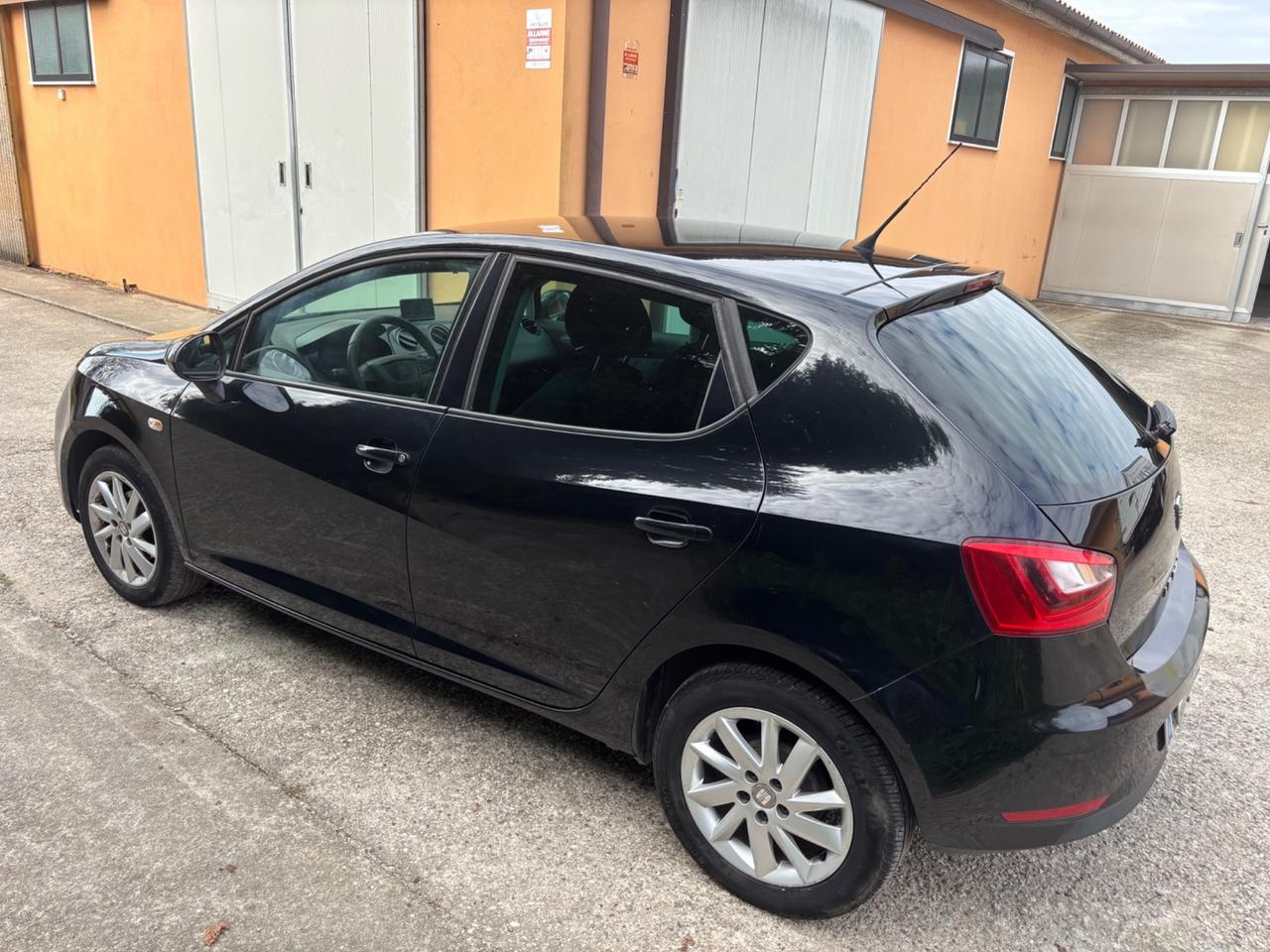SEAT IBIZA 1.2 TDI TUTTI TAGLIANDI MOLTO BELLA