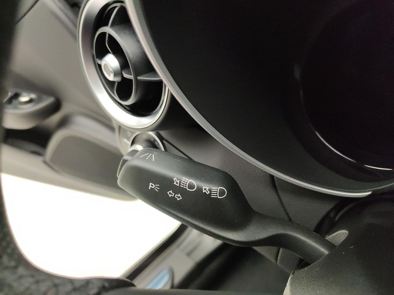 ALFA ROMEO Giulia 2023 2.2 TD 160CV SPRINT AT8