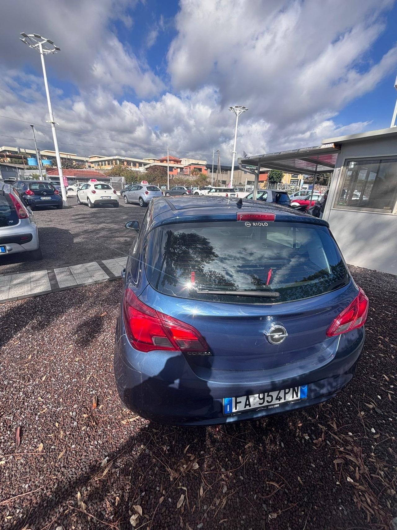 Opel Corsa 1.4 90CV GPL Tech 5 porte n-Joy