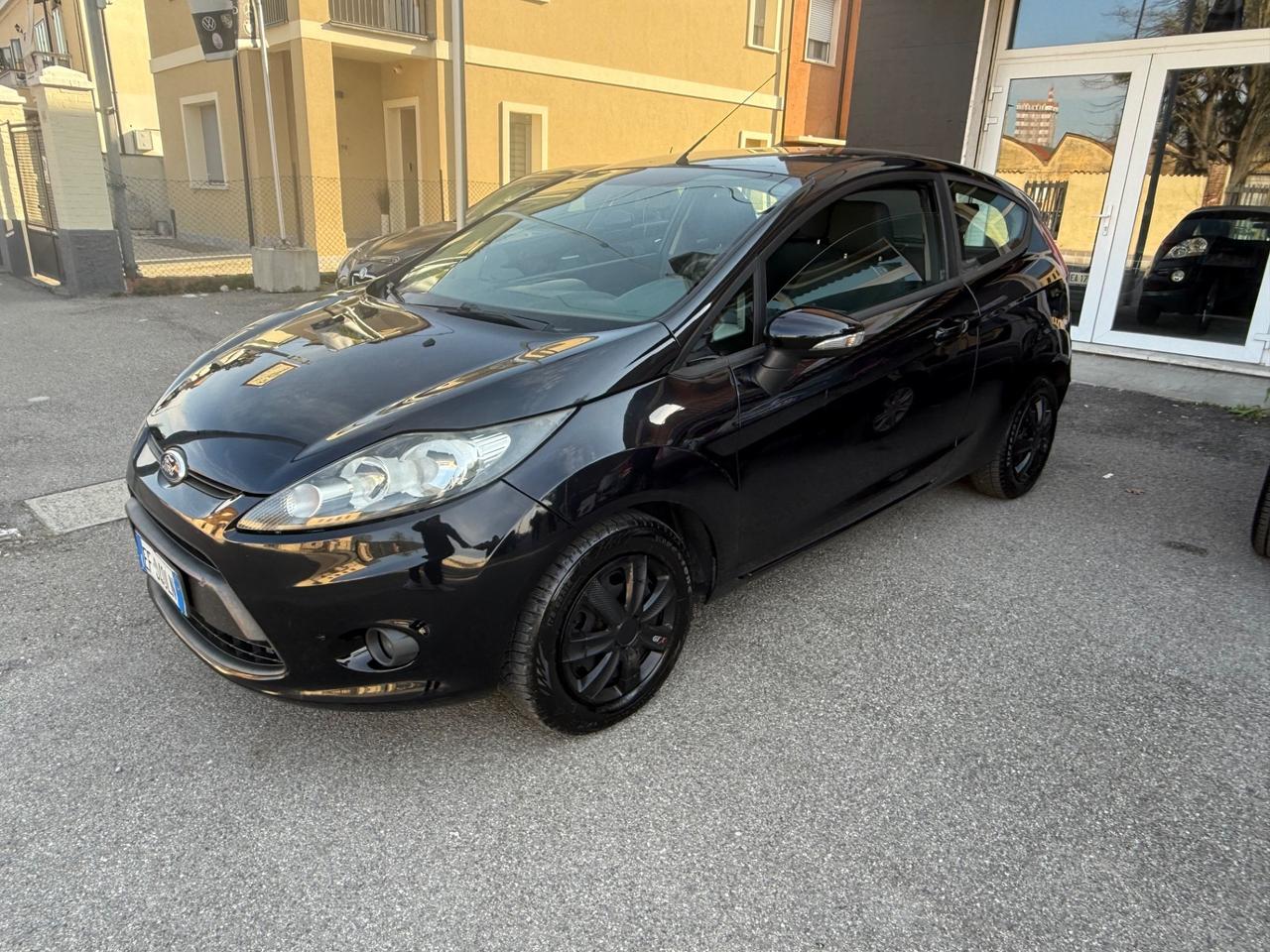 Ford Fiesta 1.4 TDCi 68CV 3 porte Titanium