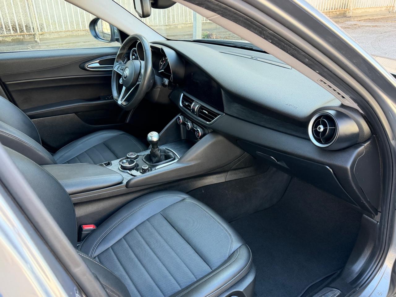 Alfa Romeo Giulia 2.2 Turbodiesel 190 CV Executive