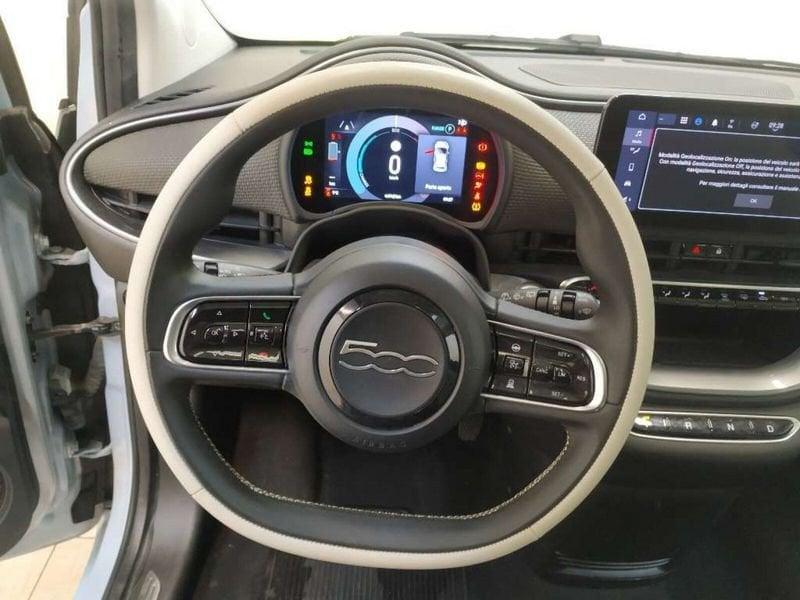 FIAT 500 500e 42 kWh La Prima